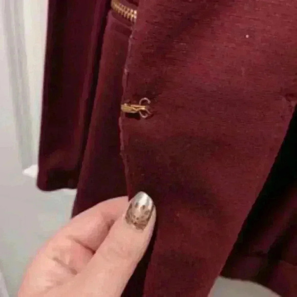 Women's Maroon Blazer - Picture 2 of 4